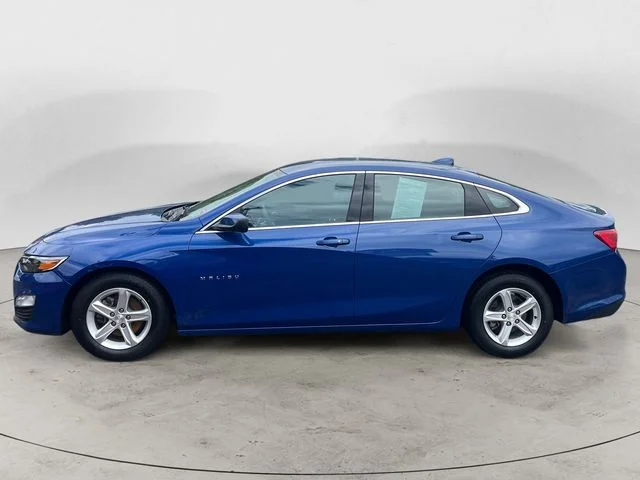 Used 2023 Blue Metallic Chevrolet LT image 2