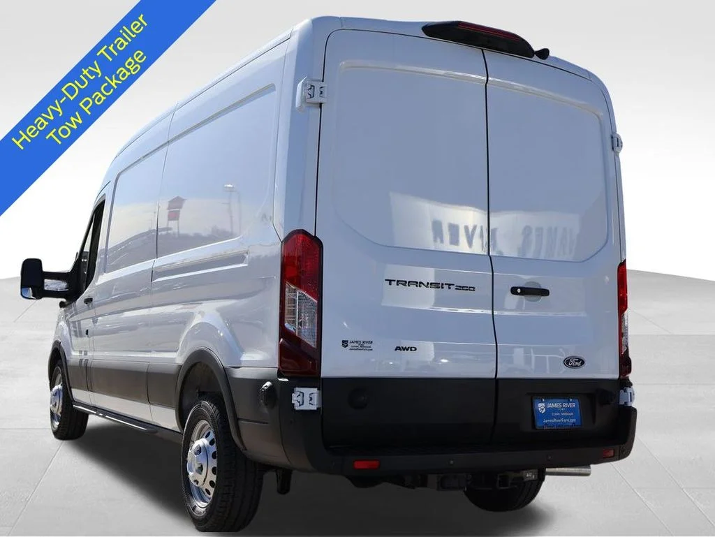 New 2026 Oxford White Ford Cargo Van image 3