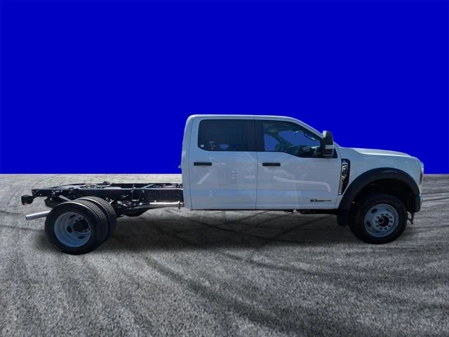 New 2026 Oxford White Ford F-450® XL image 2