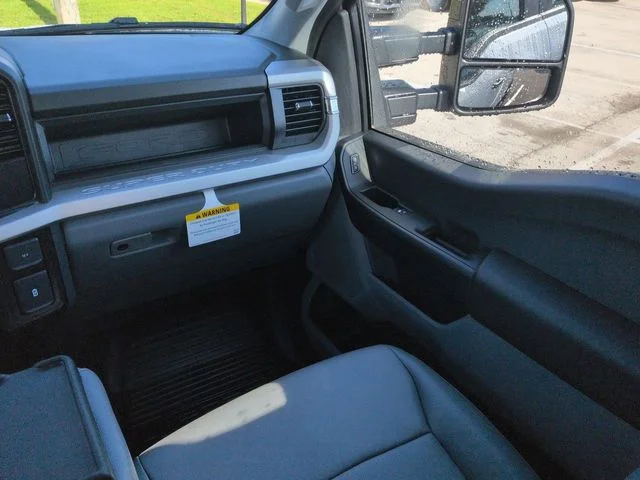 New 2026 Oxford White Ford F-250® XL image 16