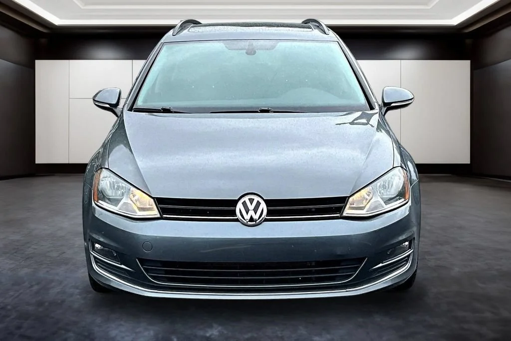Used 2016 Volkswagen Golf SportWagen TSI SE with VIN 3VWC17AU9GM518116 for sale in Beachwood, OH
