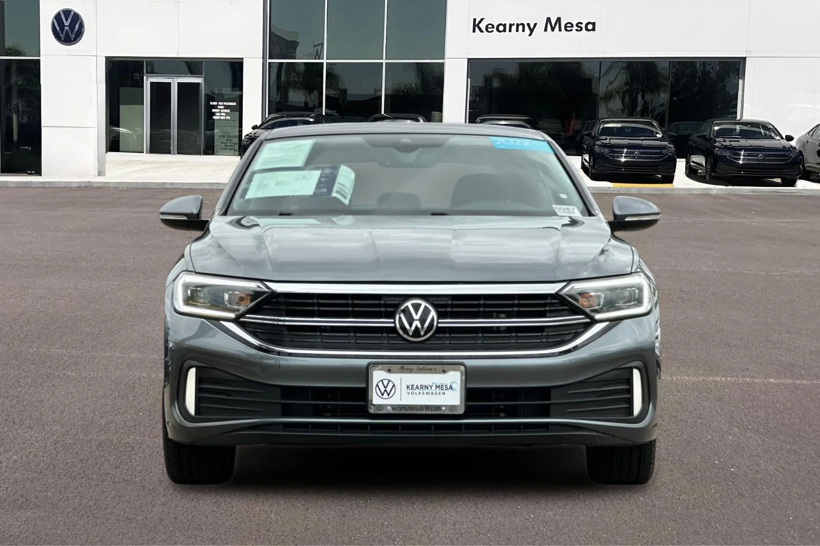 Certified Used 2022 Gray Volkswagen 1.5T SEL image 9