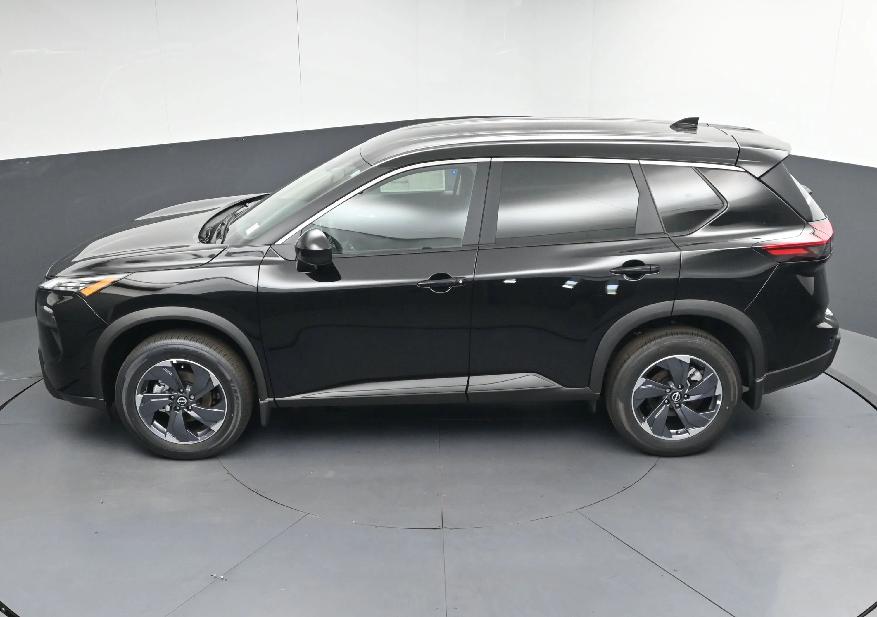 New 2026 Super Black Nissan SV image 36