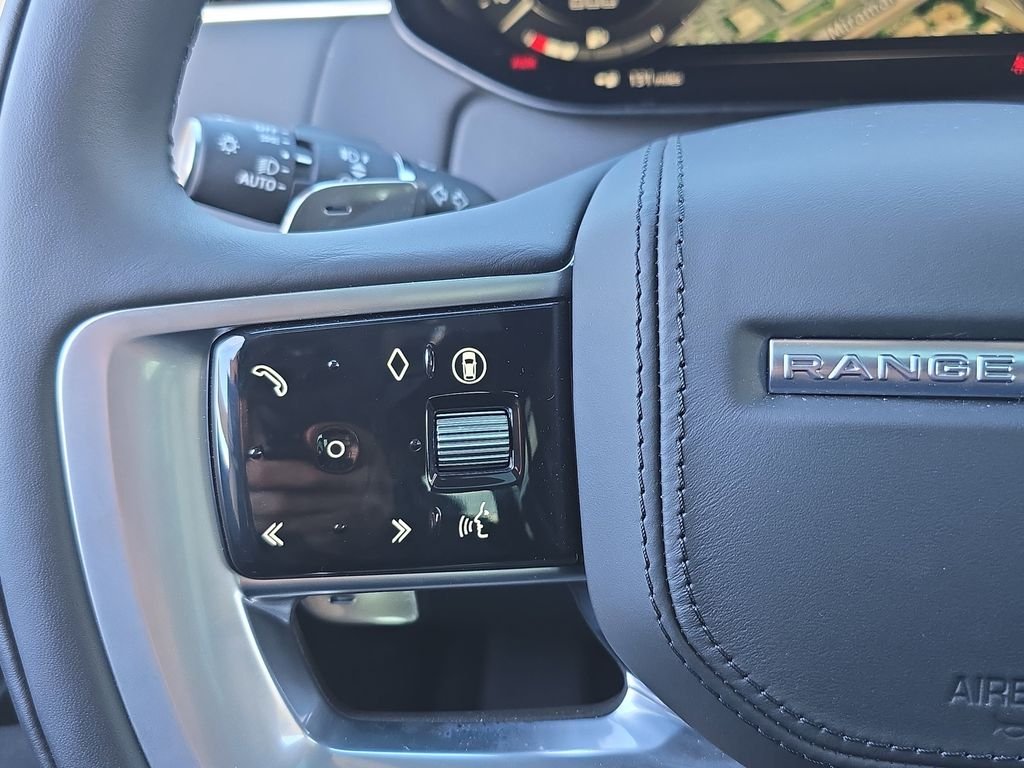 2025 Land Rover Range Rover SE - Photo 18