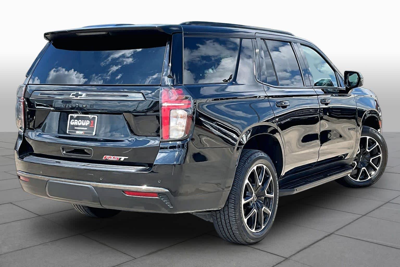Used 2021 Black Chevrolet RST image 13