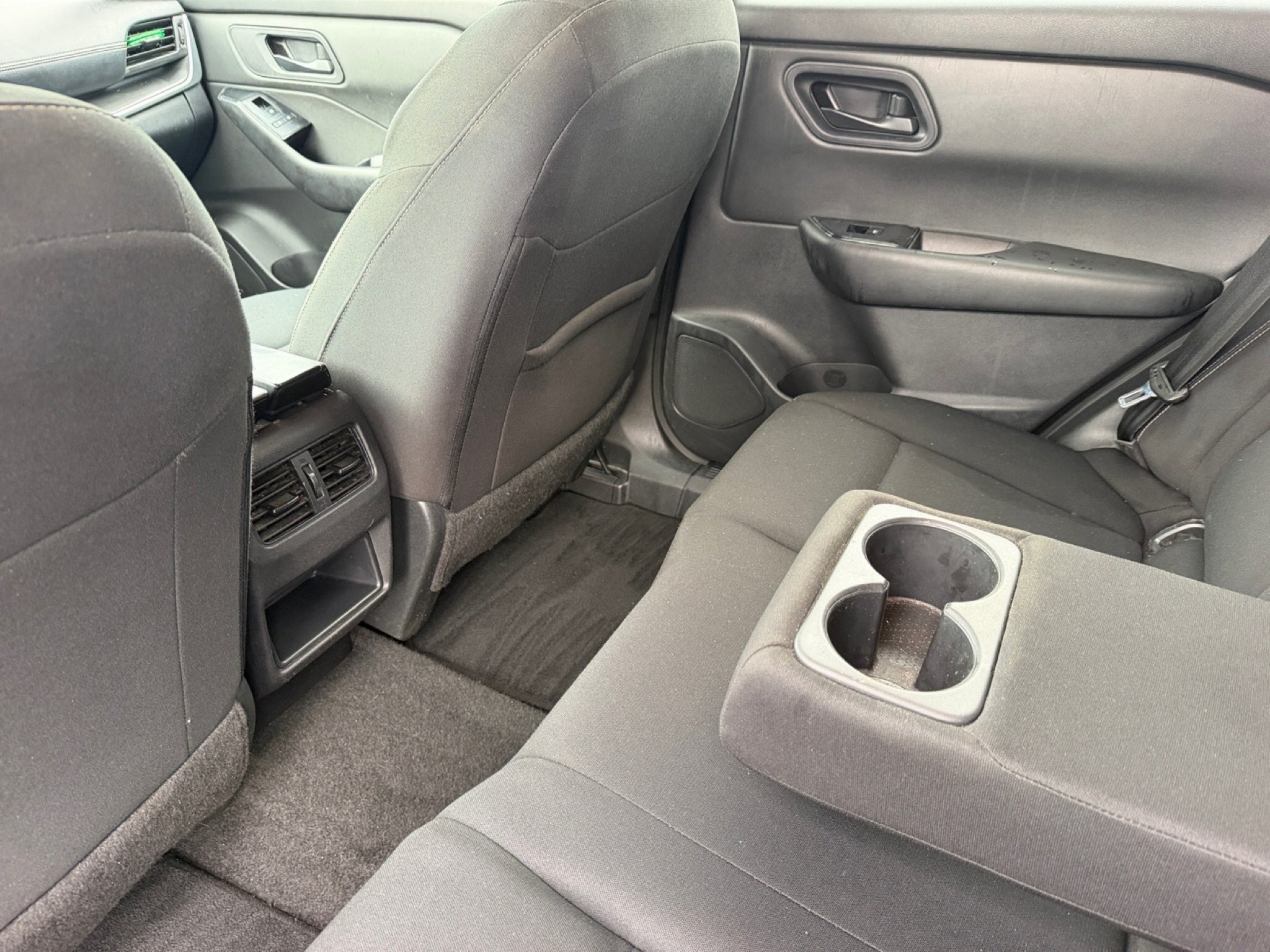 Used 2024 Glacier White Nissan S image 14