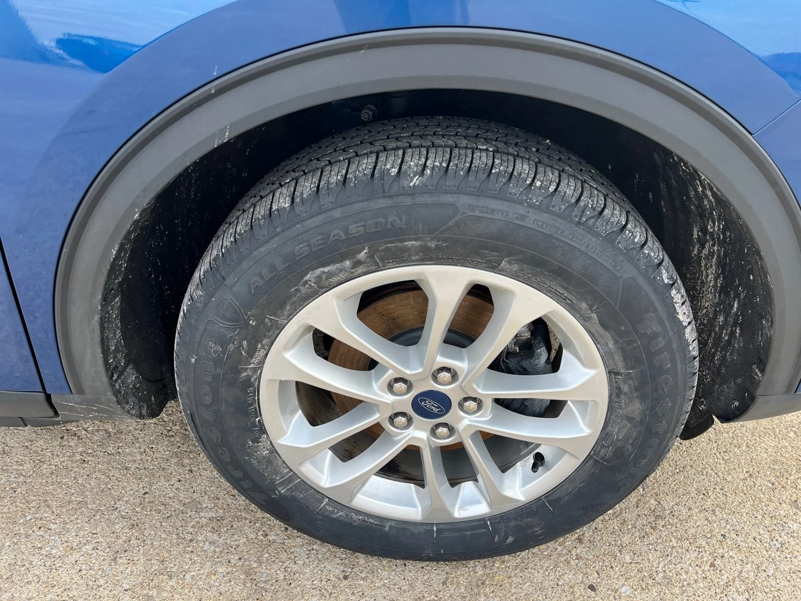 Used 2022 Atlas Blue Metallic Ford SE image 28