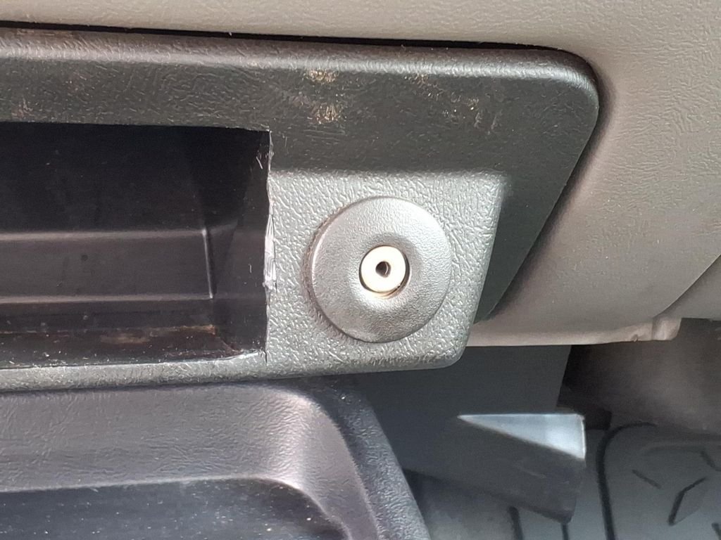 Used 2010 Silver Metallic Ford XL image 8