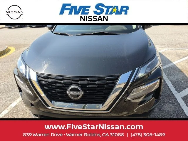 Used 2023 Black Nissan SV image 3