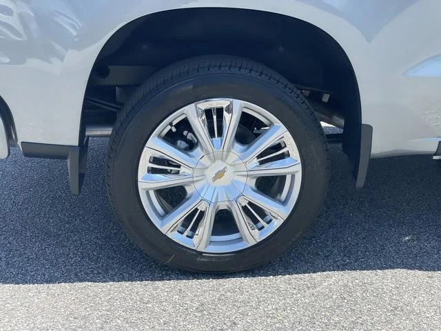 New 2026 Sterling Gray Metallic Chevrolet High Country image 7