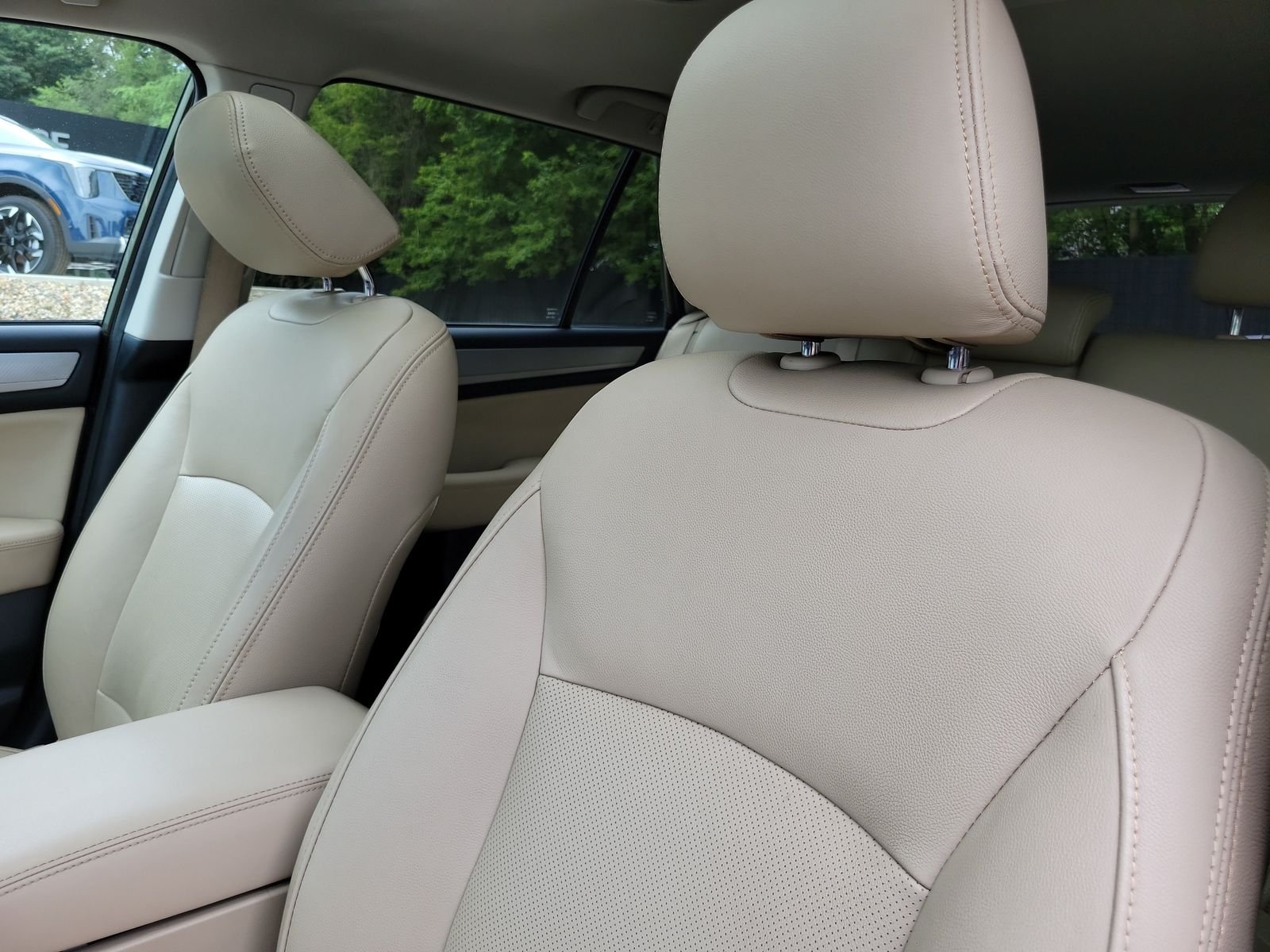 Used 2015 Green Subaru 2.5i Premium image 12