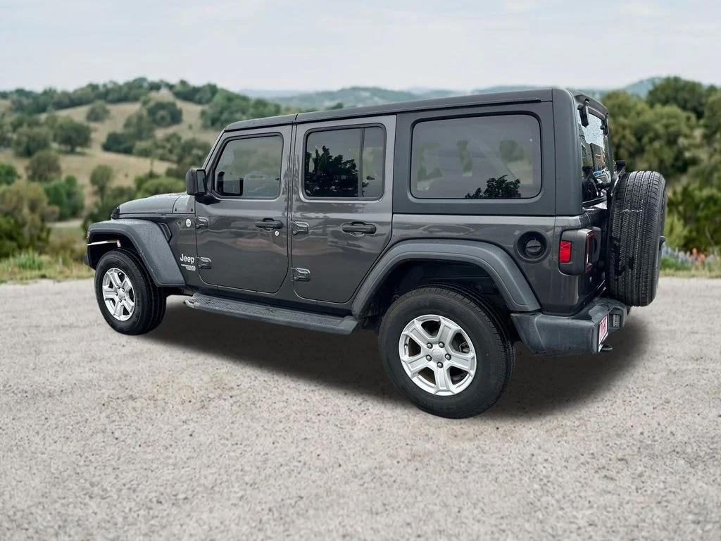 Used 2020 Gray Jeep Unlimited Sport S image 7