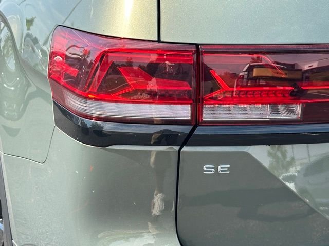 New 2026 Avocado Green Pearl Volkswagen 2.0T Peak Edition image 15