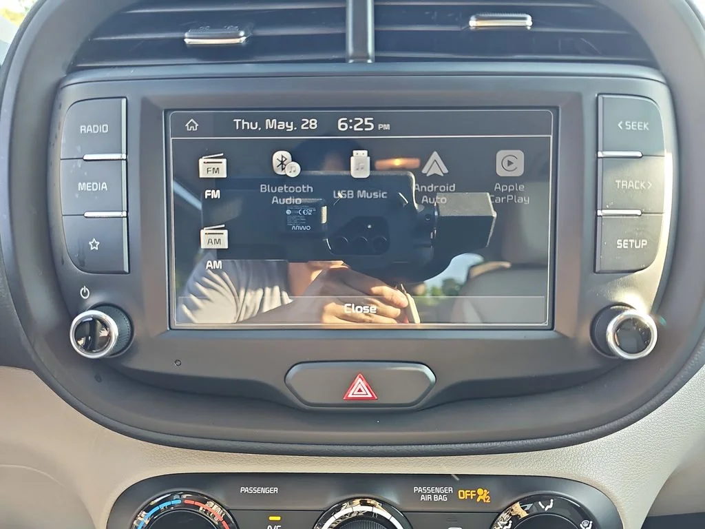 Used 2025 White Kia LX image 21