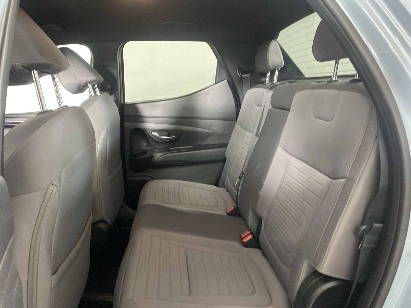 Used 2023 Blue Stone Hyundai SEL image 25