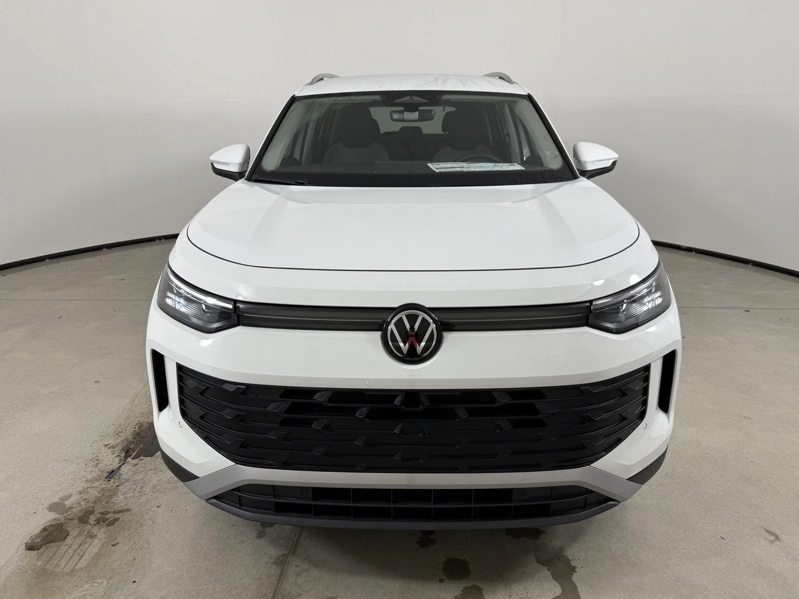 New 2026 Pure White Volkswagen S image 2