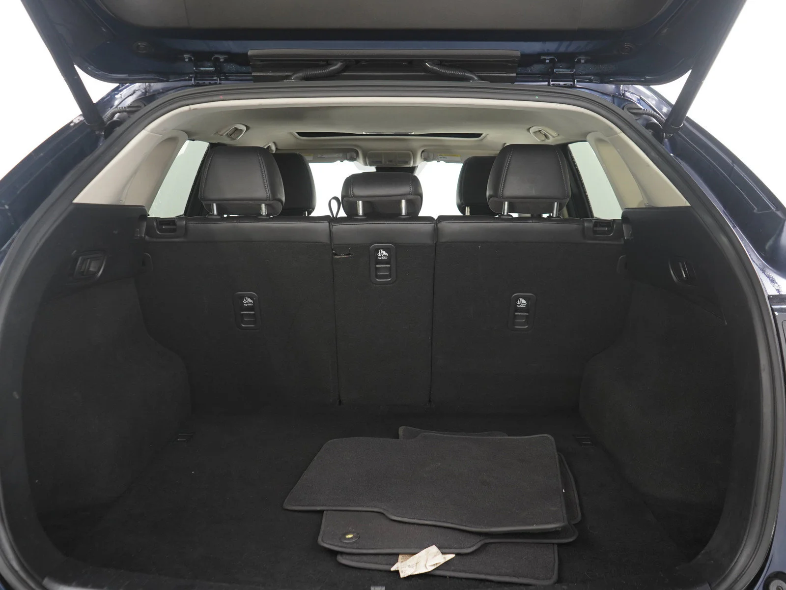 Used 2020 Deep Crystal Blue Mica Mazda Touring image 9
