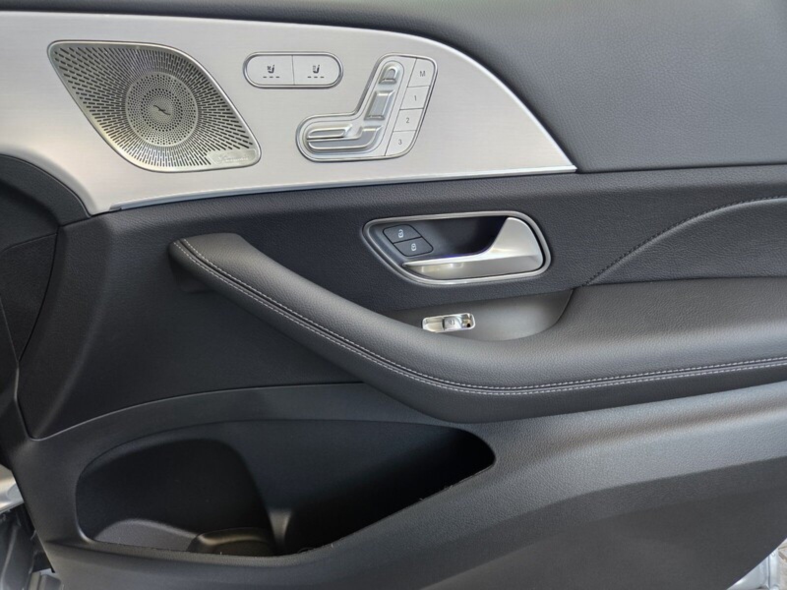 New 2026 Cirrus Silver Metallic Mercedes-Benz GLE 450 4MATIC® Coupe image 20