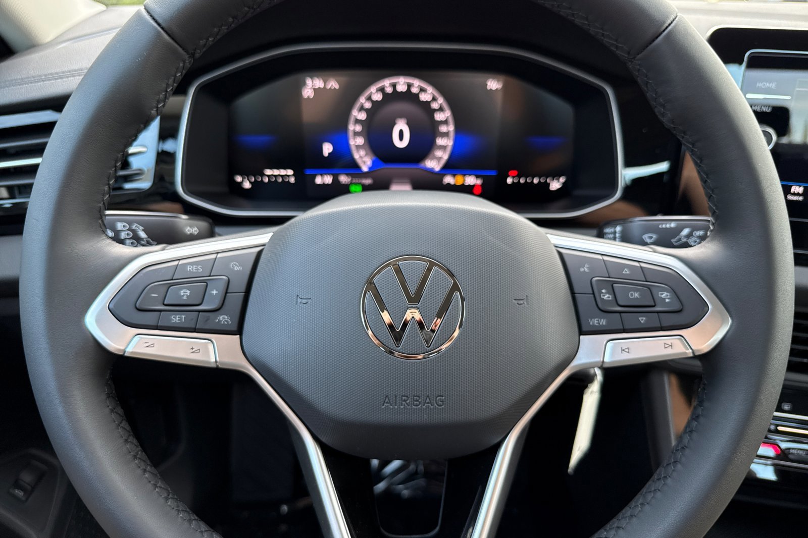 New 2026 Pure White Volkswagen S image 21