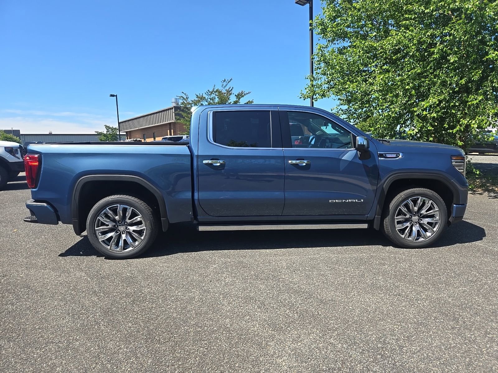2026 GMC Sierra 1500 Denali - Photo 8