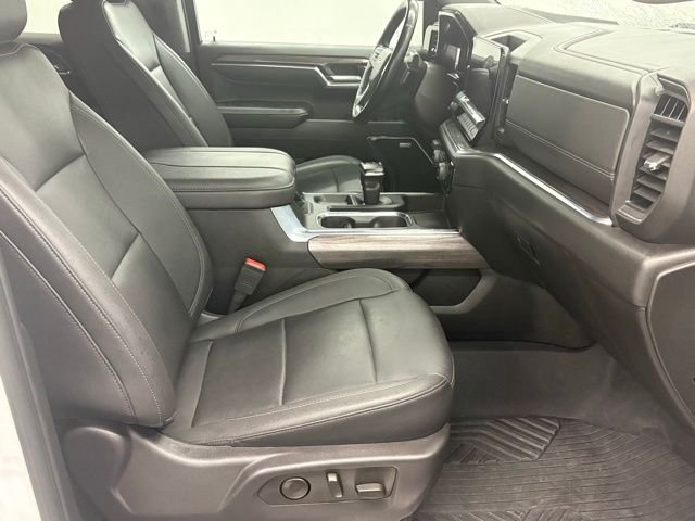 2024 Chevrolet Silverado 1500 LTZ - Photo 38