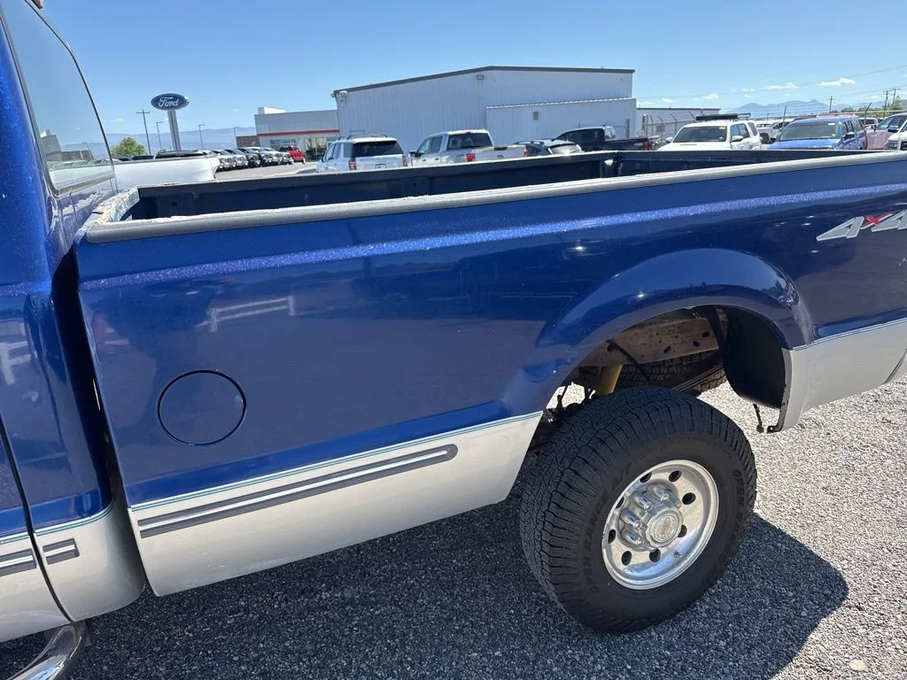 Used 1999 Deep Wedgewood Blue Clearcoat Metallic Ford XL image 10