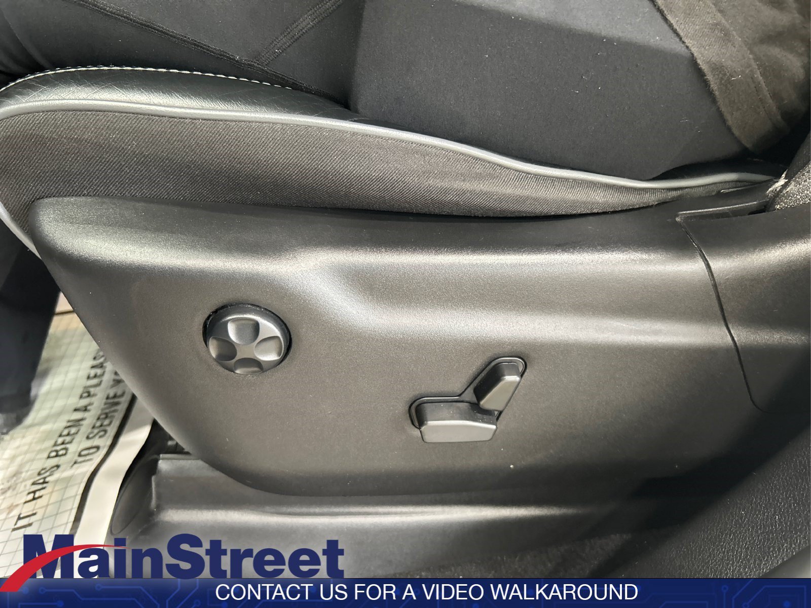 Used 2021 Slate Blue Pearlcoat Jeep Overland image 18
