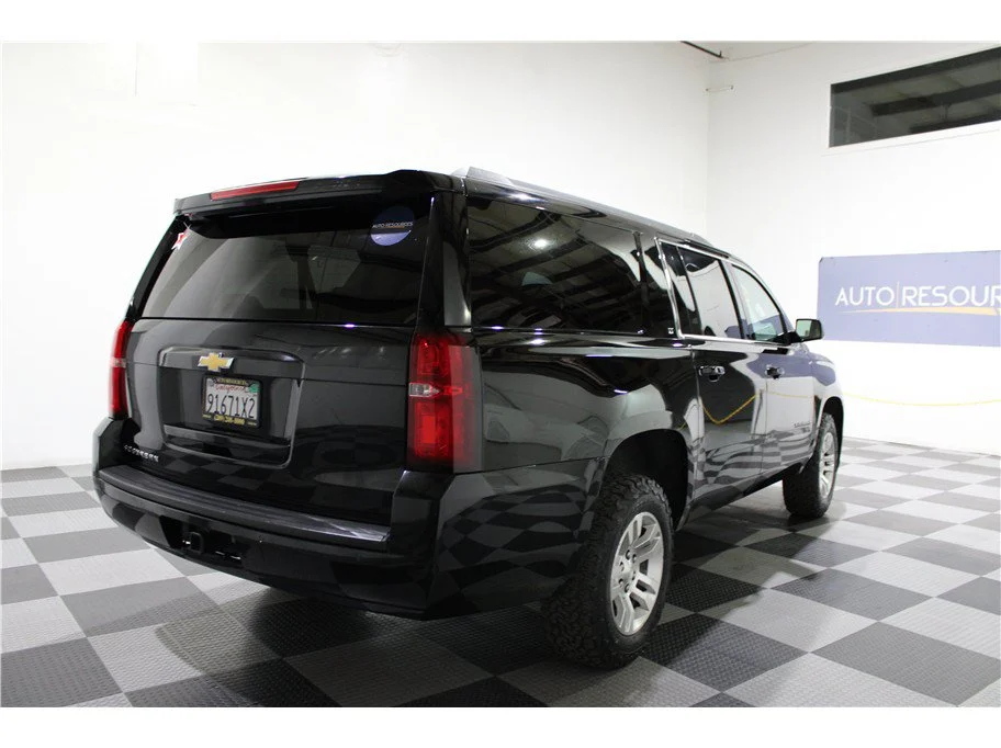Used 2019 Black Chevrolet LT image 4