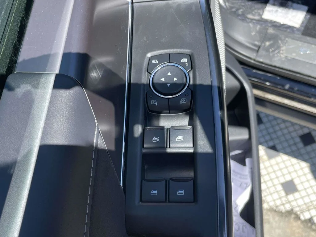 New 2026 Agate Black Metallic Ford Platinum® image 16