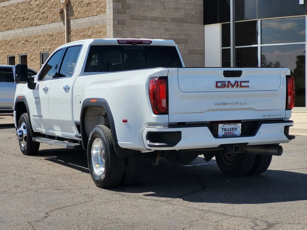 Used 2022 Summit White GMC Denali DRW image 5