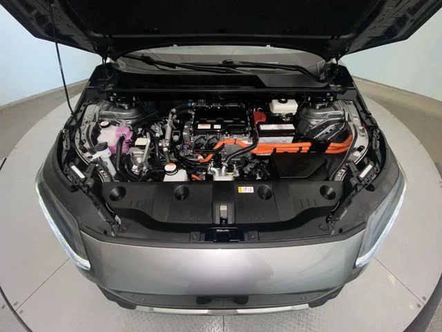 Used 2025 Black Subaru Premium image 25