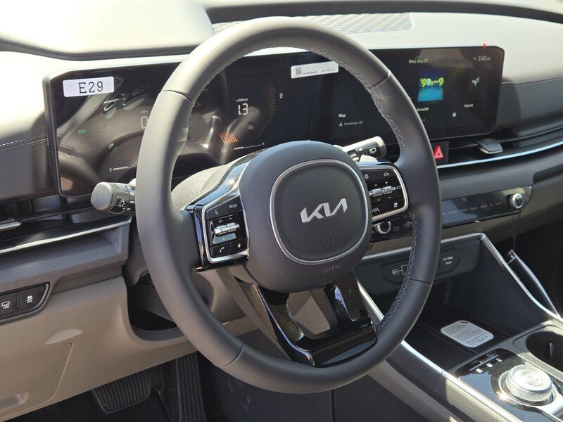 New 2026 Snow White Pearl Kia EX image 11