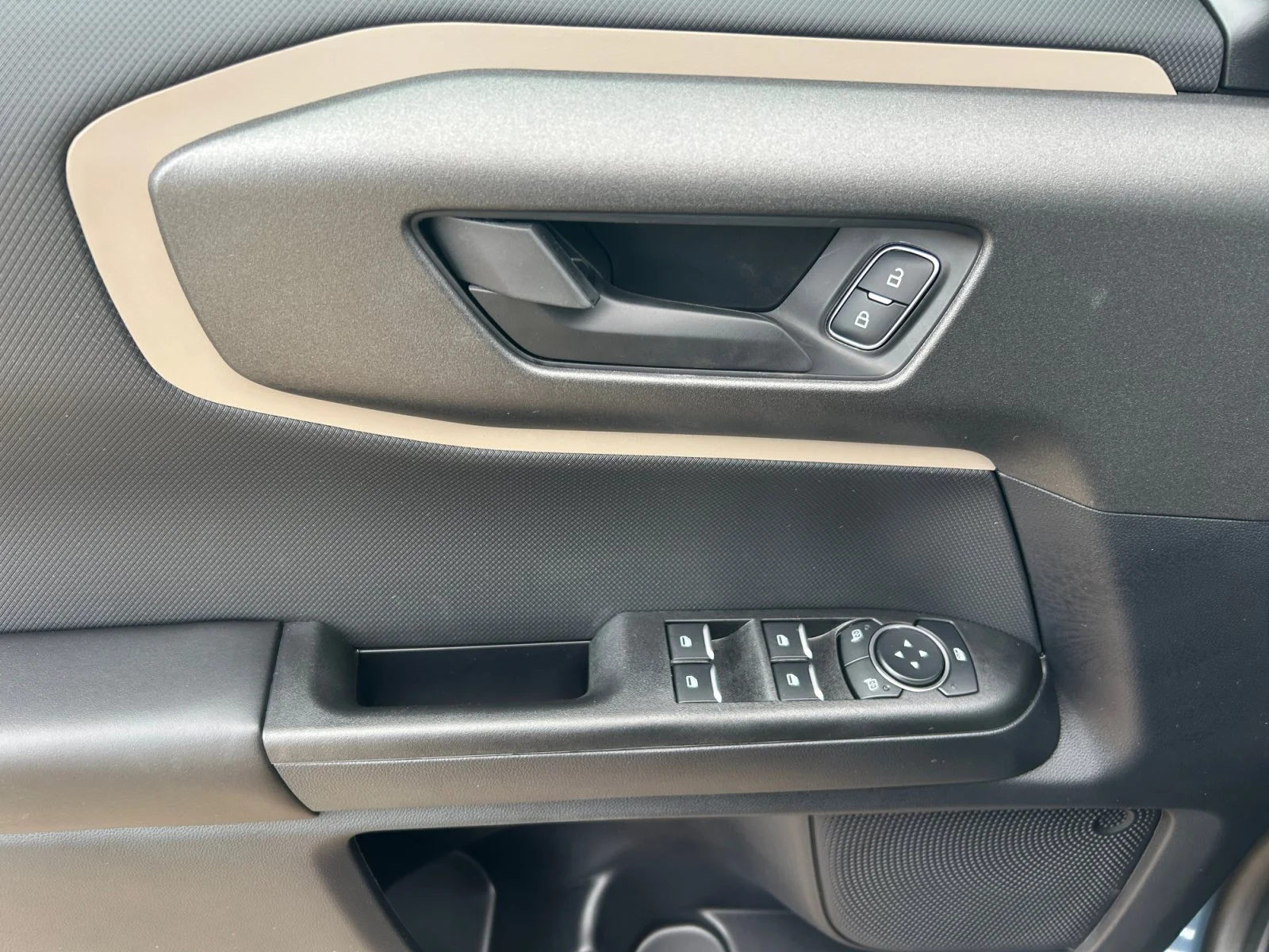 New 2026 Azure Grey Metallic Tri-Coat Ford Big Bend image 16