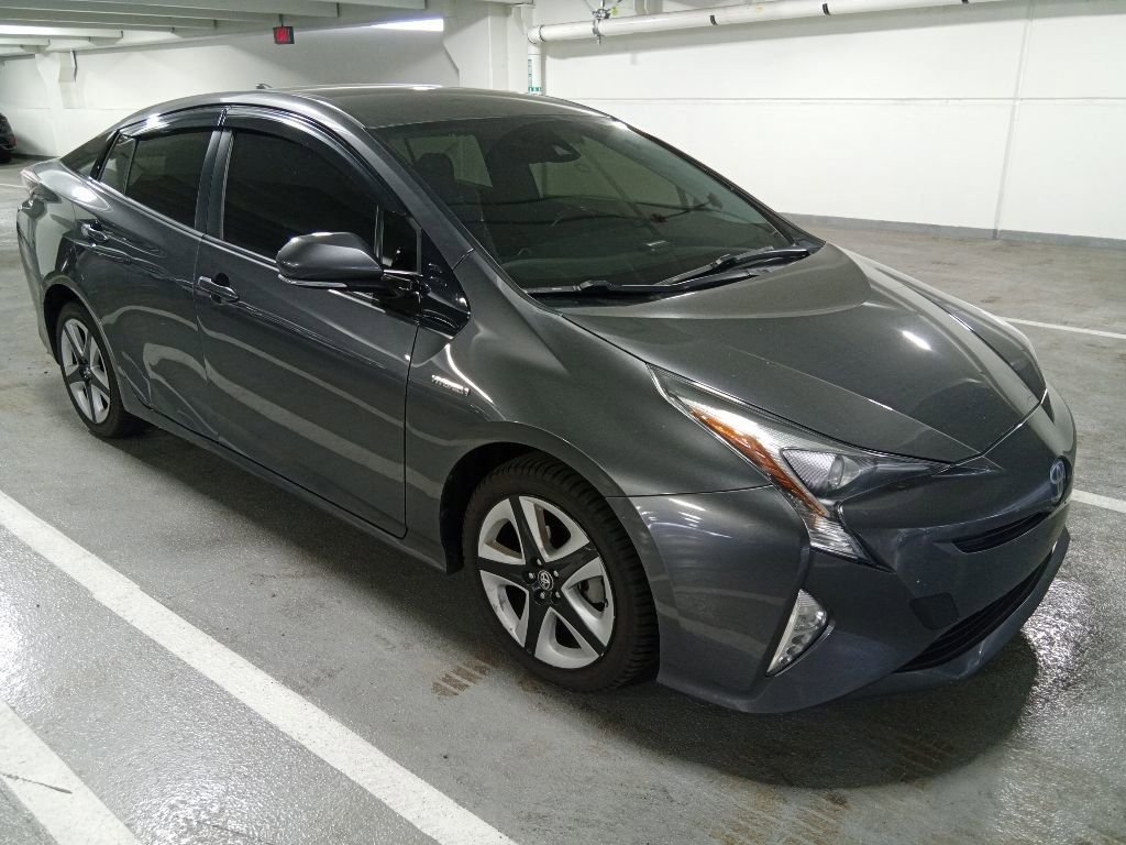 Used 2016 Magnetic Gray Metallic Toyota Three Touring image 3