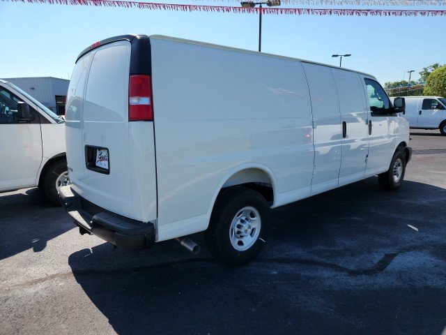 2025 Chevrolet Express Cargo Work Van - Photo 20