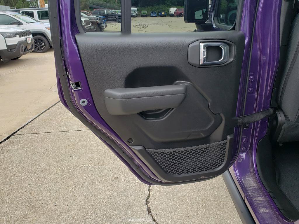 New 2026 Reign Exterior Paint Jeep Willys image 14