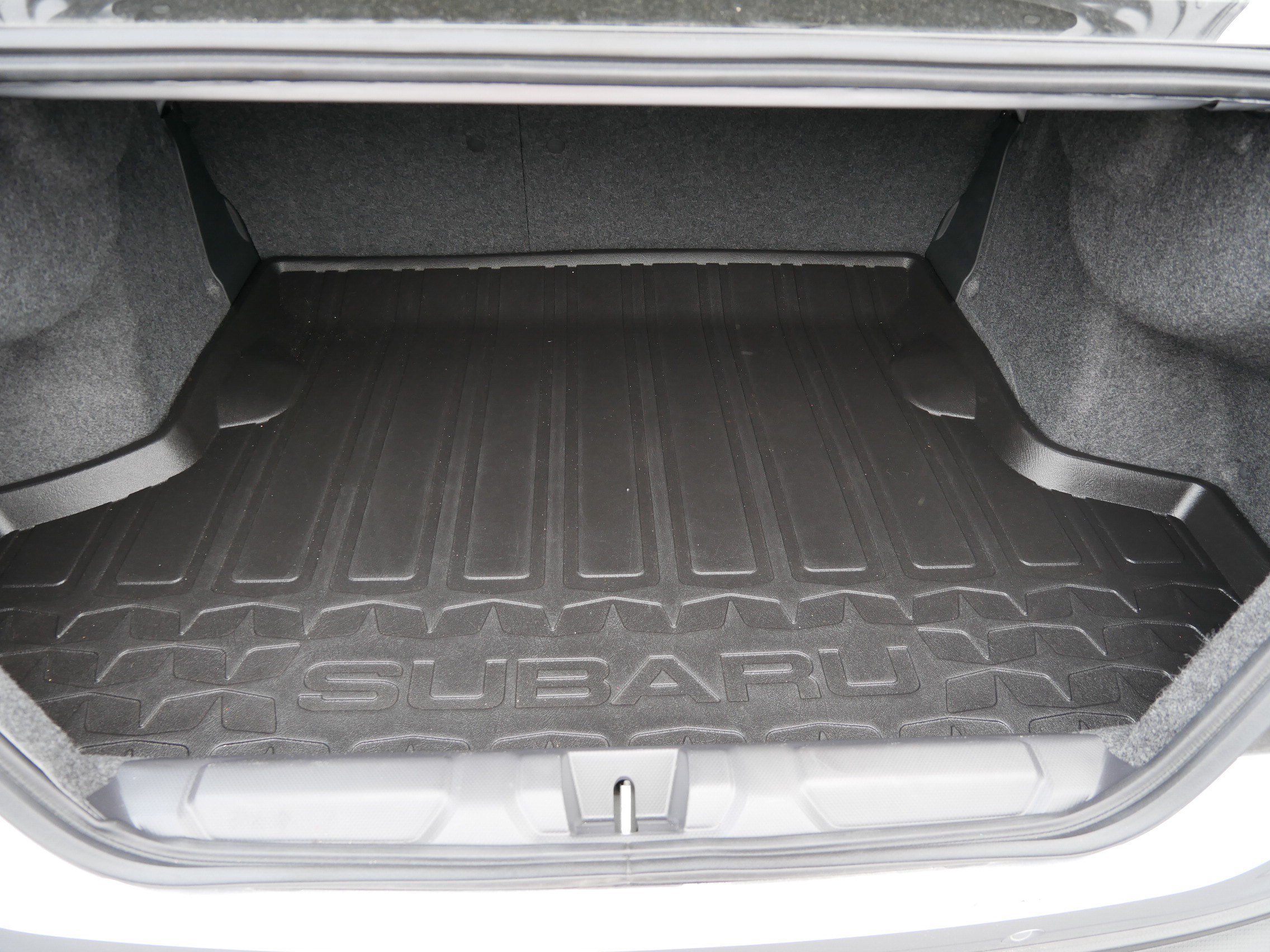 Used 2022 Ice Silver Metallic Subaru GT image 18