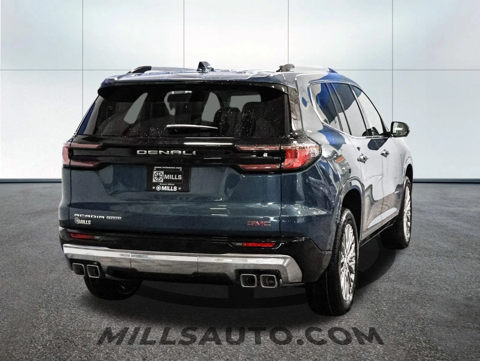 2026 GMC Acadia Denali - Photo 7
