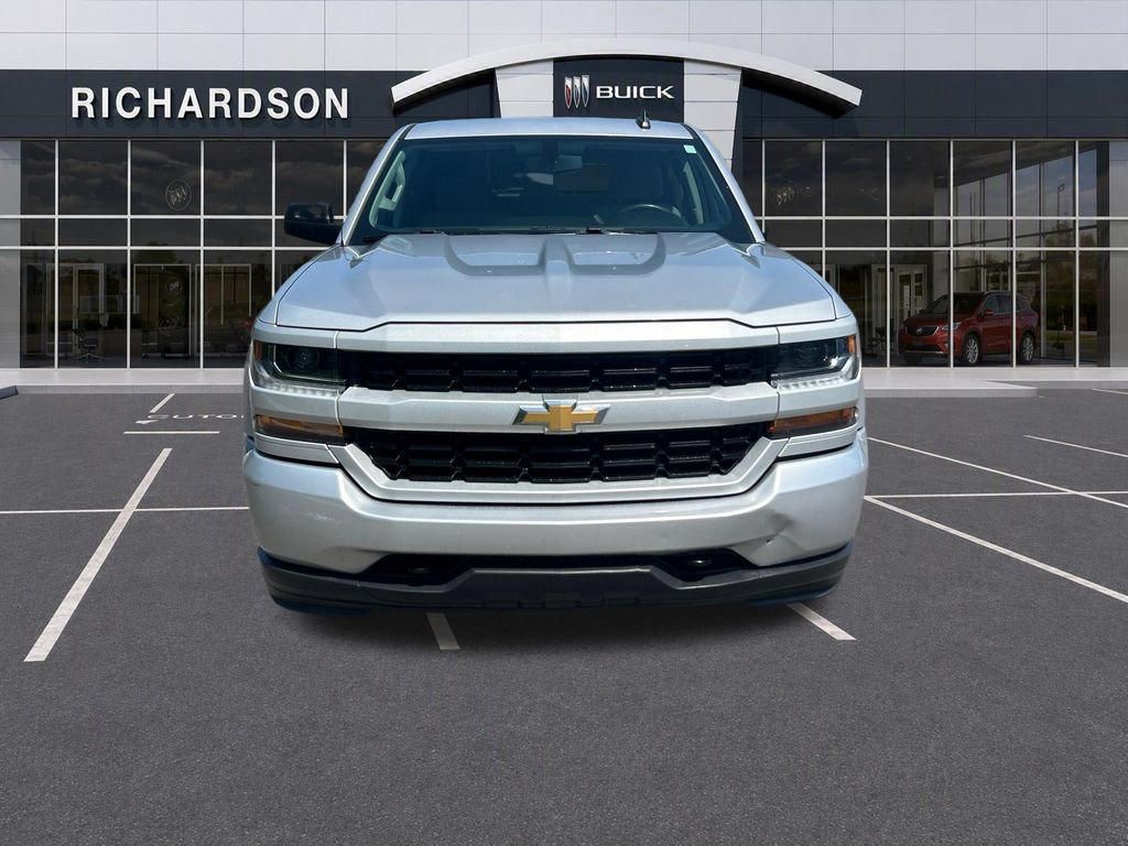2018 Chevrolet Silverado 1500 Custom - Photo 10