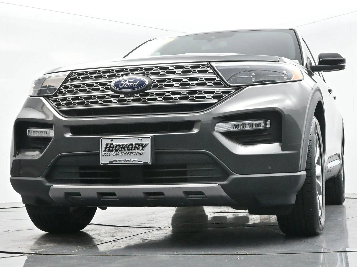 Used 2020 Magnetic Ford Limited image 51