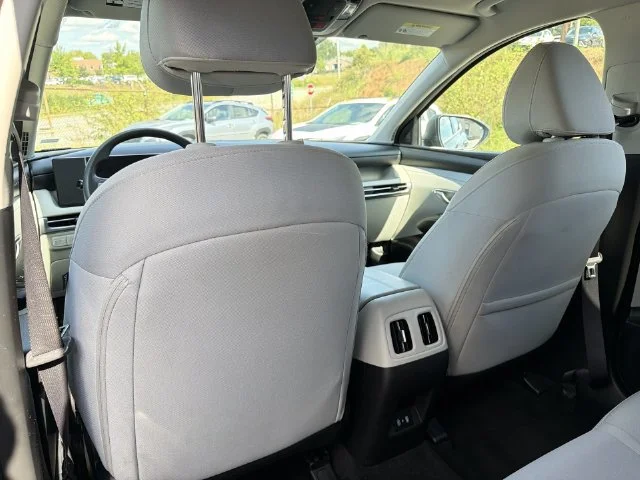 Used 2025 Gray Hyundai SEL image 35
