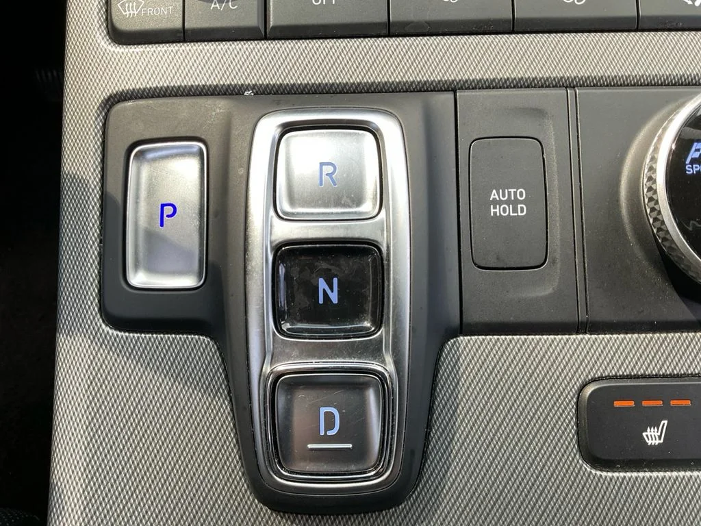 Used 2024 Gray Hyundai SEL image 37