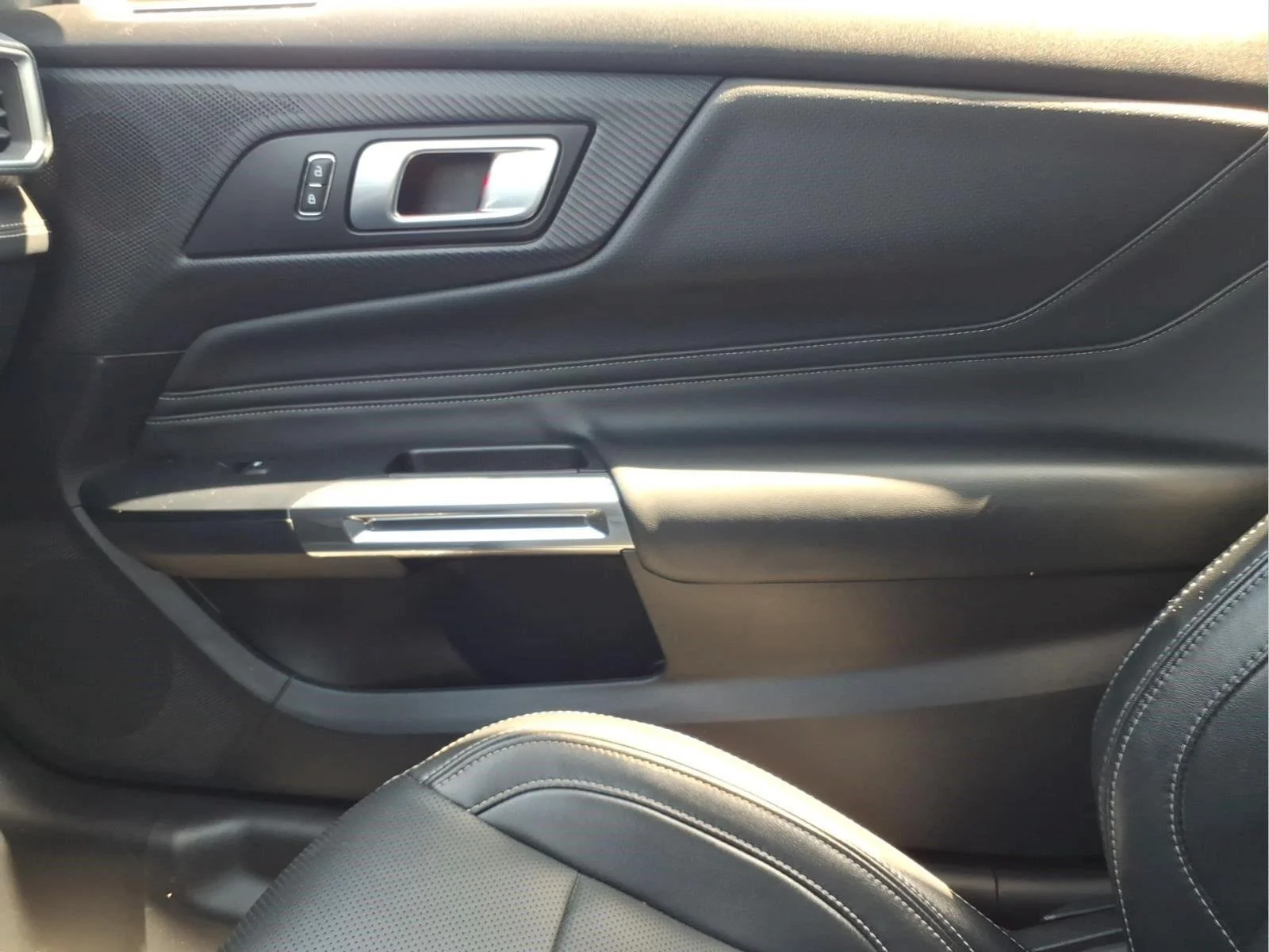 Used 2025 Race Red Ford EcoBoost Premium image 24