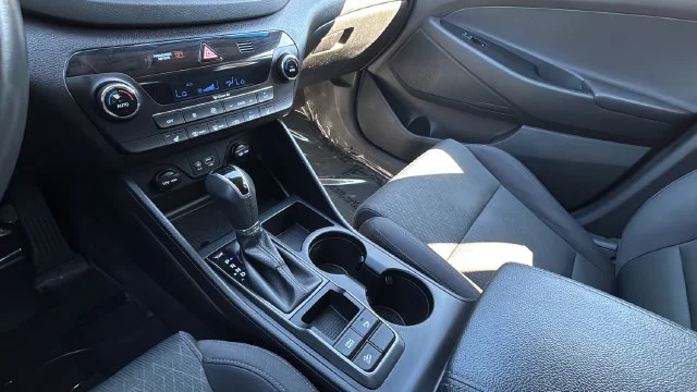 Used 2018 Black Hyundai Value image 14
