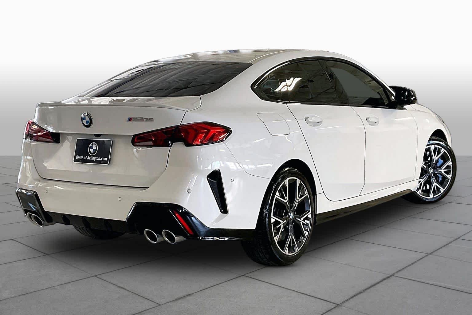 2025 BMW 2 Series M235 - Photo 11
