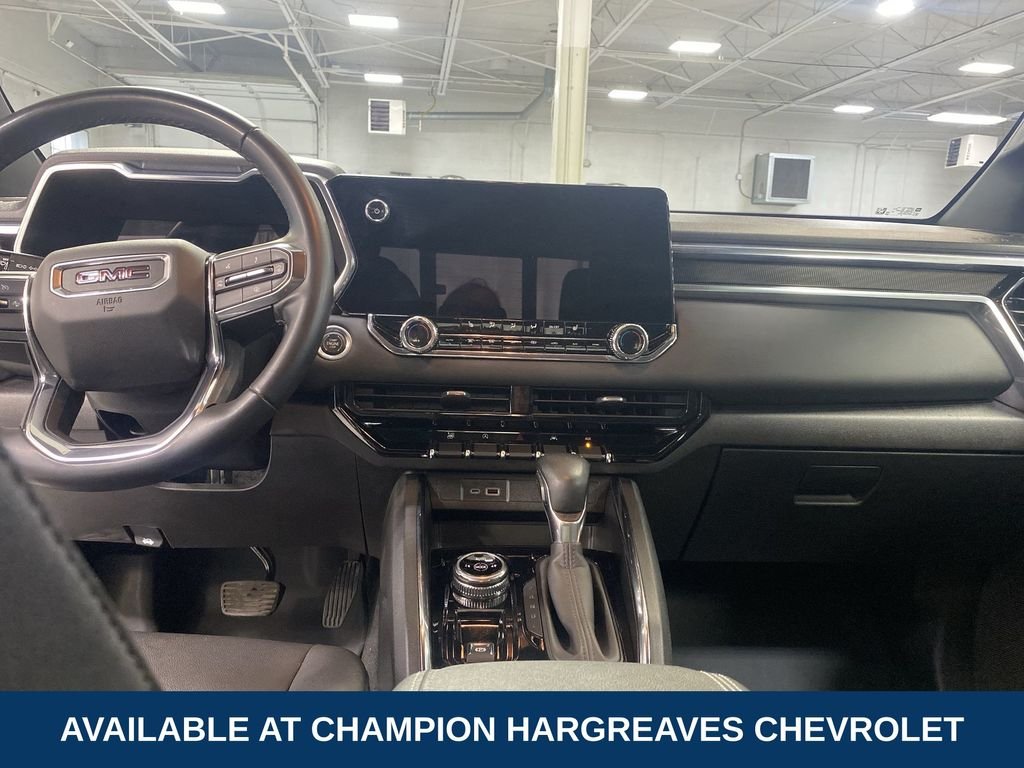 Used 2023 Sterling Metallic GMC Elevation image 27