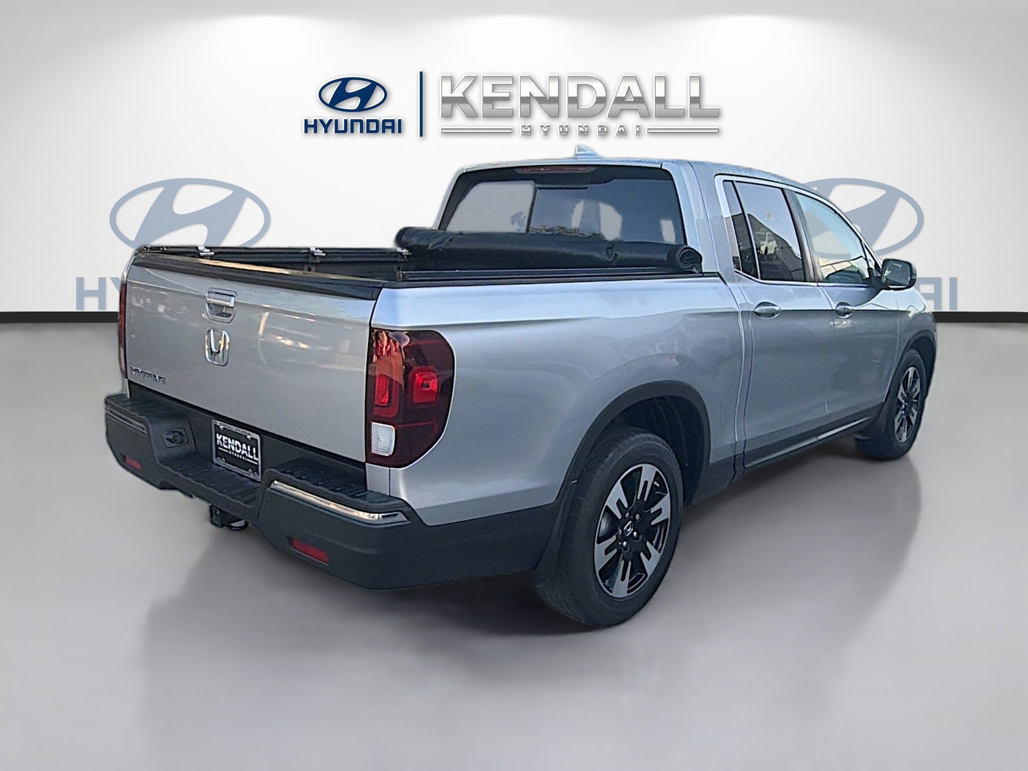 Used 2020 Silver Honda RTL image 6