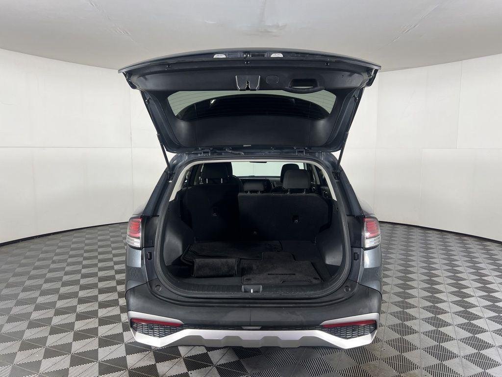 Used 2023 Gray Kia LX image 21