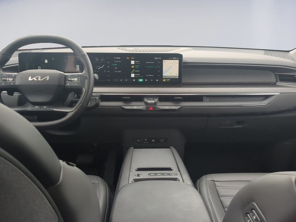 Used 2024 Pebble Gray Kia Land image 14