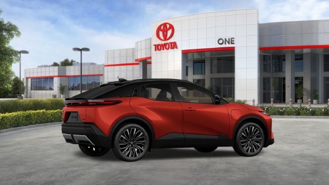 New 2026 Tandoori with Midnight Black Metallic roof <sup>1</sup> Toyota  XSE image 14